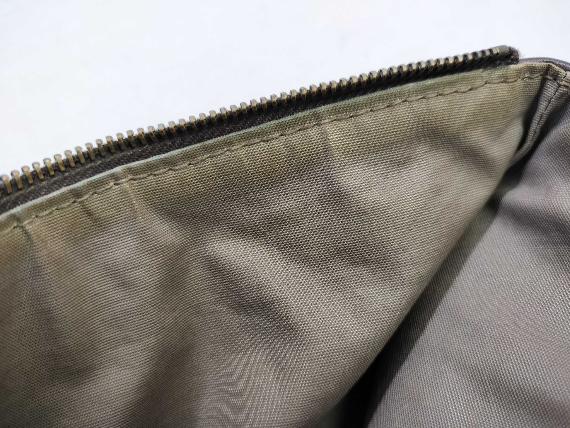 BOTTEGA VENETA Intrecciato Bottega Veneta Wallet Pouch