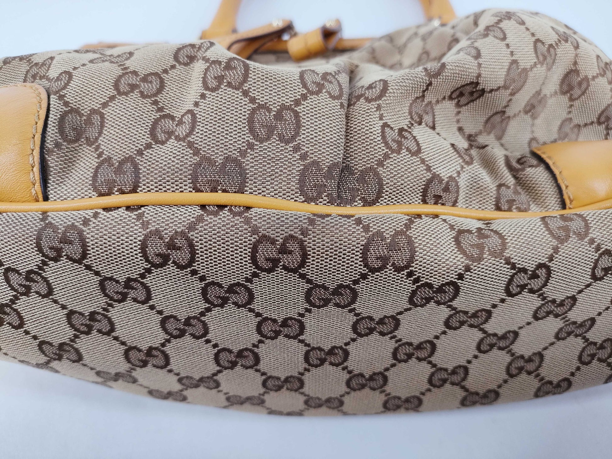 GUCCI GG Canvas Gucci Hand Shoulder Bag Shoulder Bag