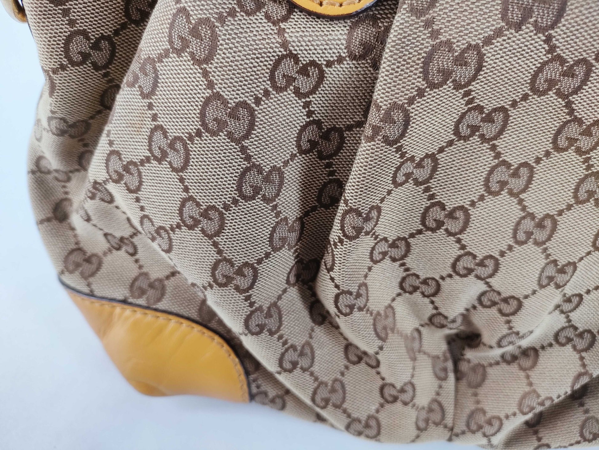 GUCCI GG Canvas Gucci Hand Shoulder Bag Shoulder Bag