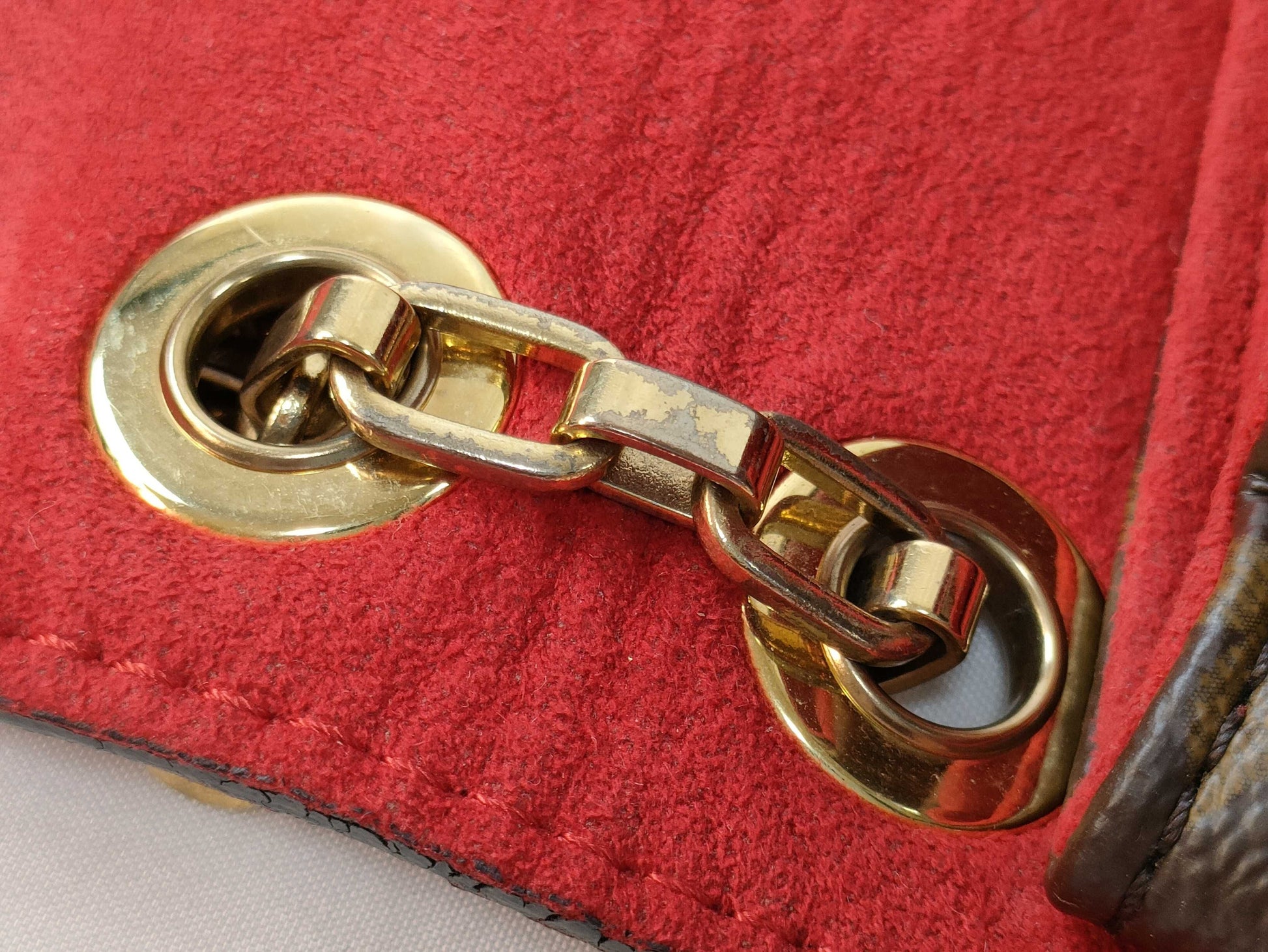 LOUIS VUITTON CA 4115 RFID Unverified Monogram Louis Vuitton Chain Shoulder Bag