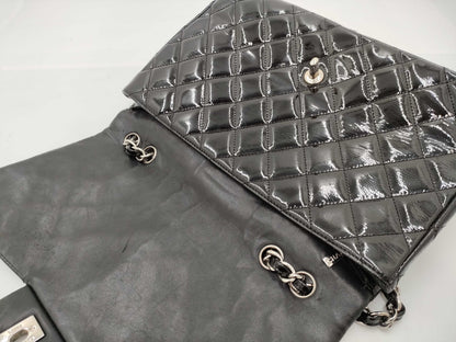 CHANEL Matelasse Shoulder Bag