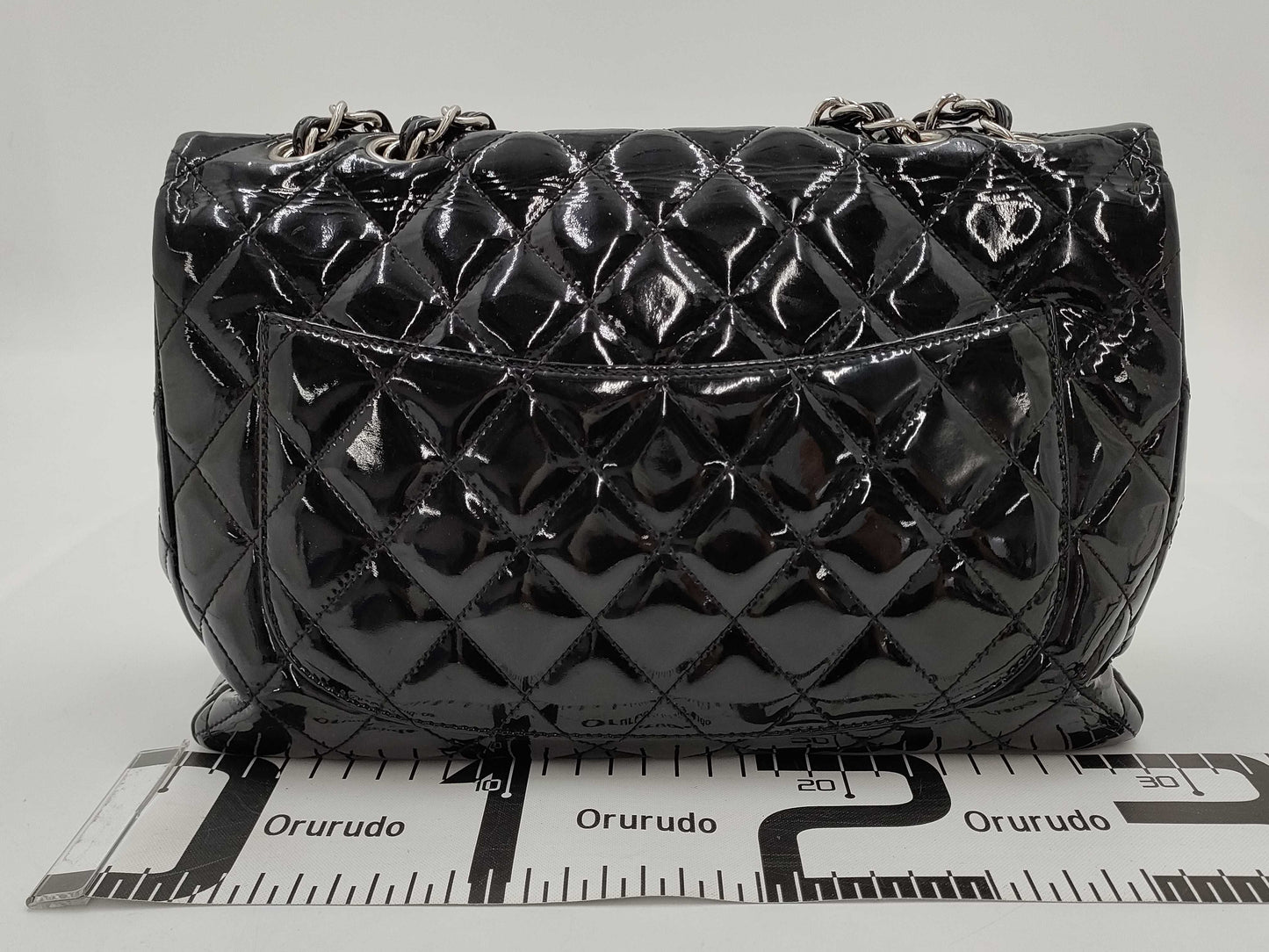 CHANEL Matelasse Shoulder Bag