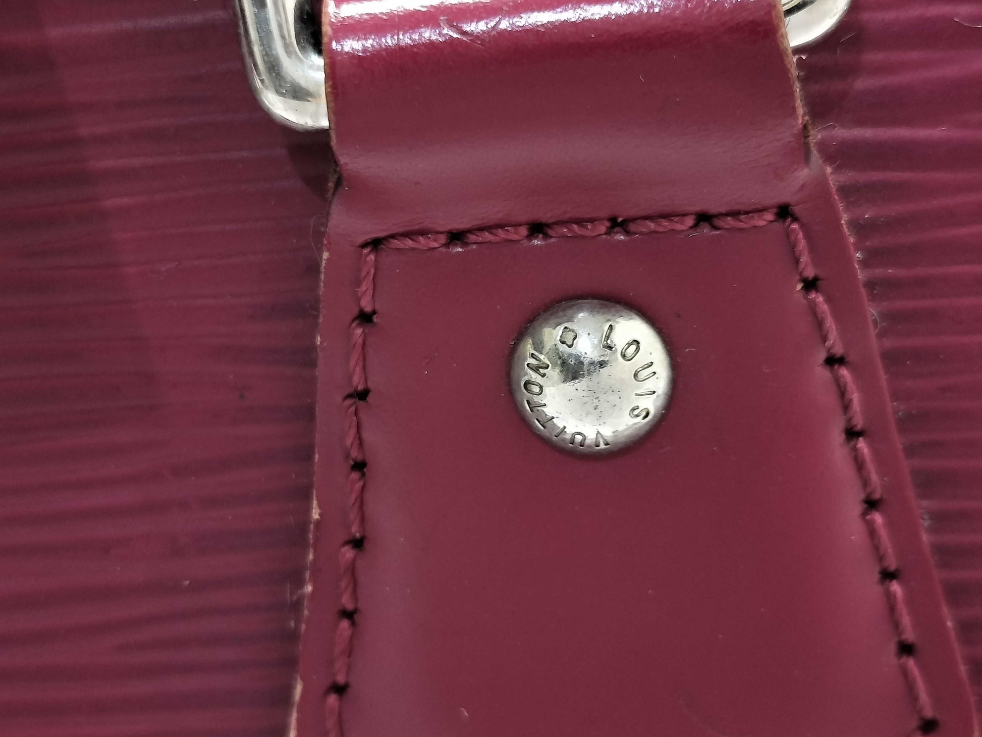 LOUIS VUITTON BA 4133 Epi Louis Vuitton Alma BB Handbag