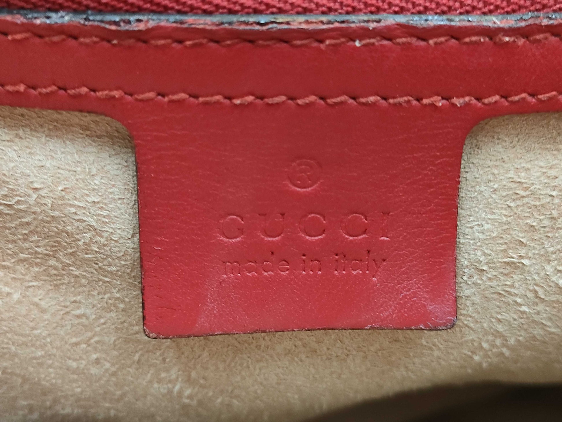 GUCCI Matelasse Shoulder Bag