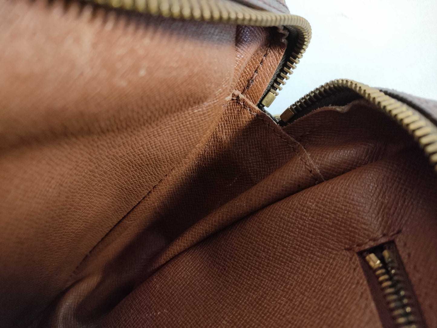 LOUIS VUITTON RFID verification failed No. 0915 Monogram LV Monogram Nile Shoulder Bag Shoulder Bag