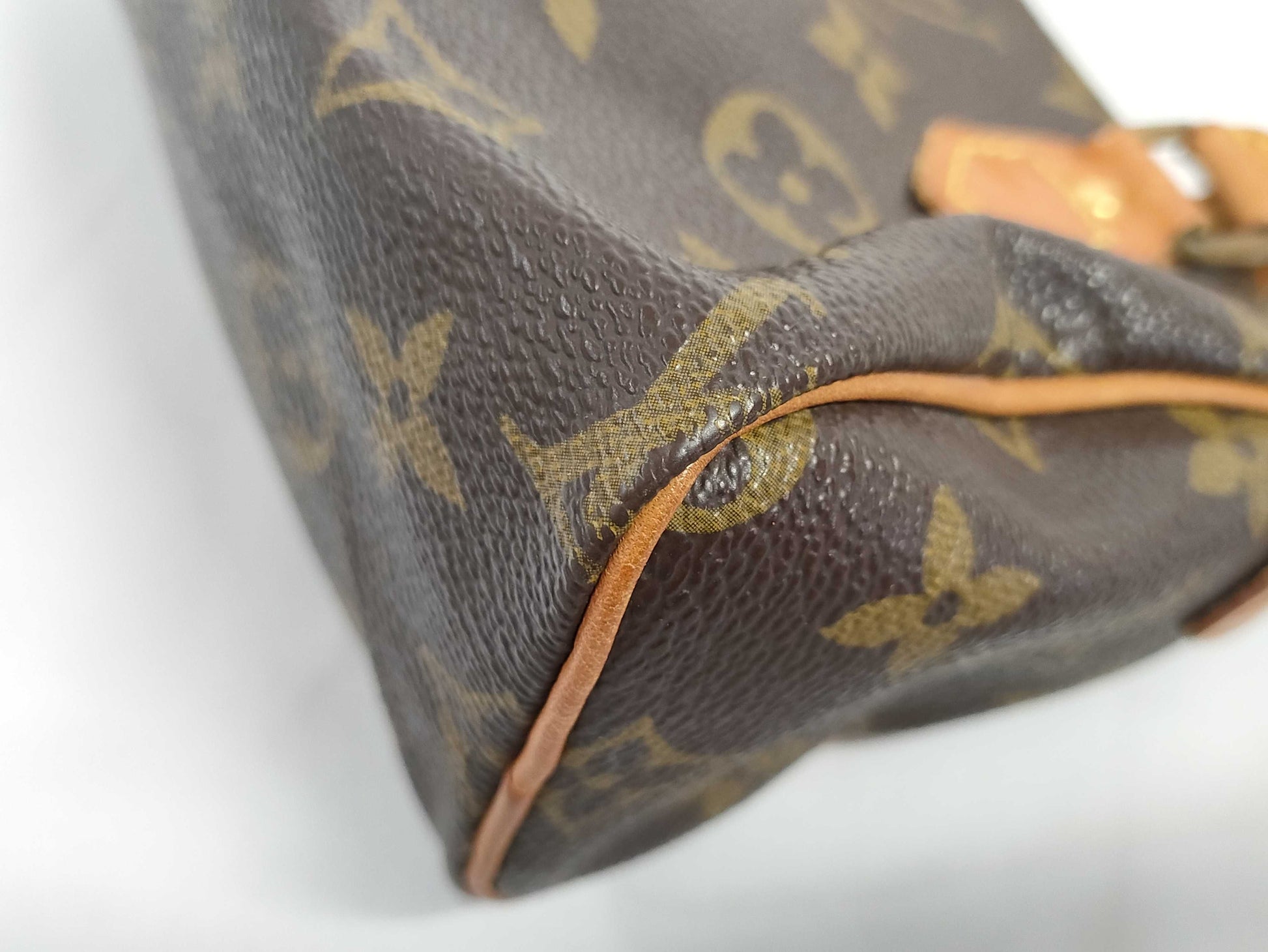 LOUIS VUITTON RFID verification not possible, serial number not confirmed, Monogram LOUIS VUITTON M41534 Monogram M41534 Mini Speedy Pouch Handbag with White Tag