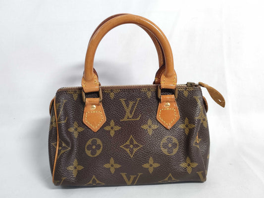 LOUIS VUITTON RFID verification not possible, serial number not confirmed, Monogram LOUIS VUITTON M41534 Monogram M41534 Mini Speedy Pouch Handbag with White Tag