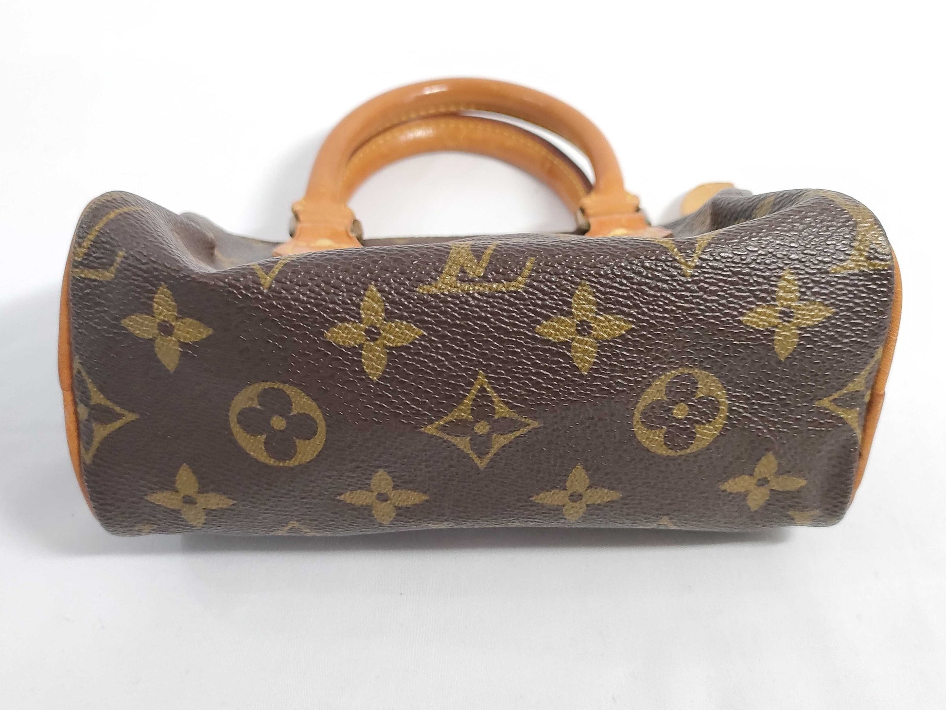LOUIS VUITTON RFID verification not possible, serial number not confirmed, Monogram LOUIS VUITTON M41534 Monogram M41534 Mini Speedy Pouch Handbag with White Tag