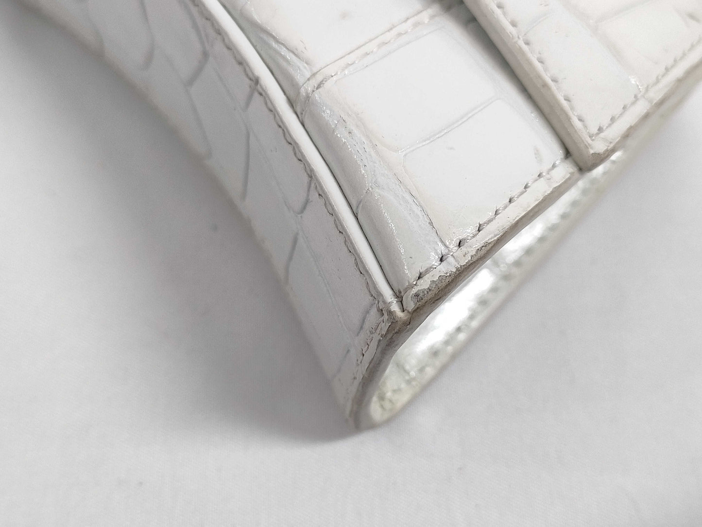BALENCIAGA BALENCIAGA Mini White Leather Hourglass Mini Pouch Handbag