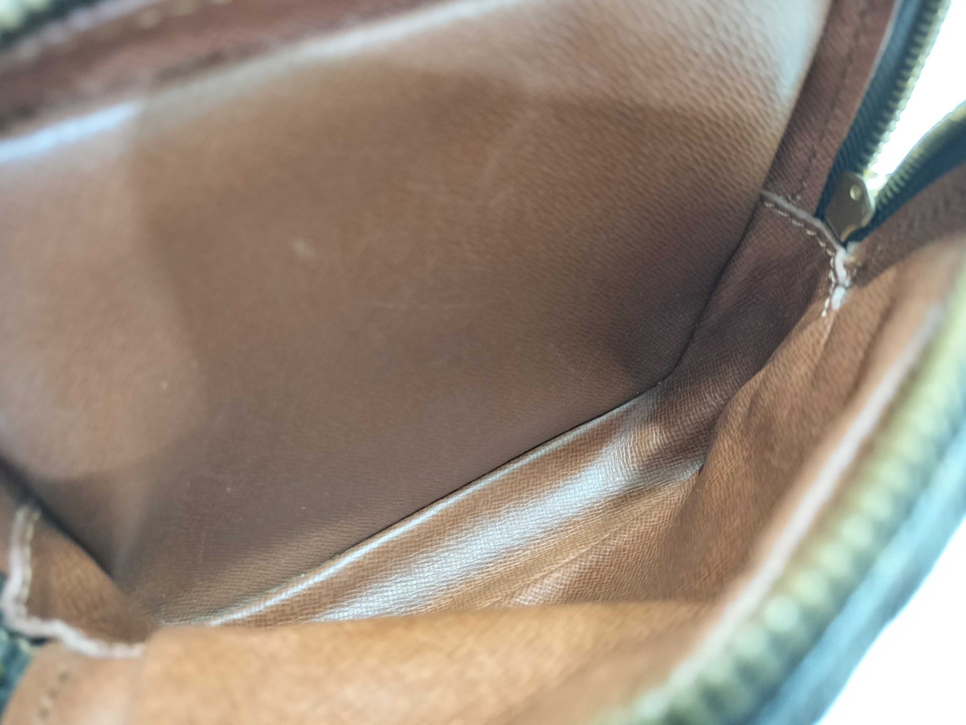 LOUIS VUITTON TH 0911 Monogram LV Monogram Shoulder Bag Amazon PM Shoulder Bag