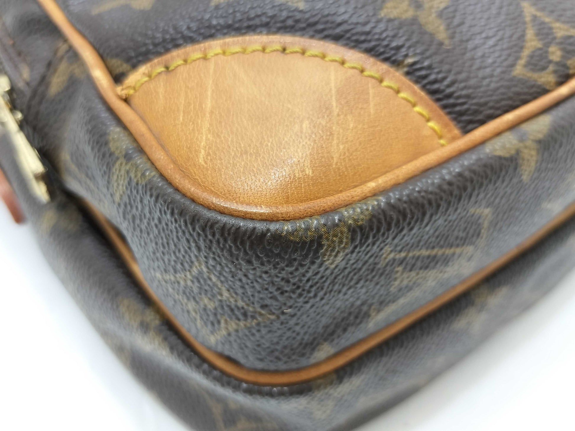 LOUIS VUITTON TH 0911 Monogram LV Monogram Shoulder Bag Amazon PM Shoulder Bag