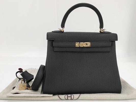 HERMES Kelly 25 Togo Black Handbag with GD Hardware and Double Stamp