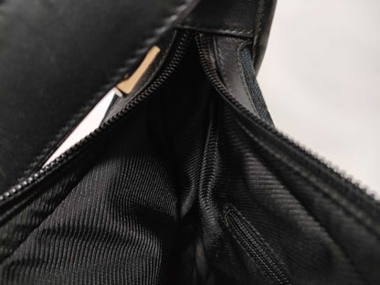 GUCCI GG Canvas Gucci Shoulder Bag