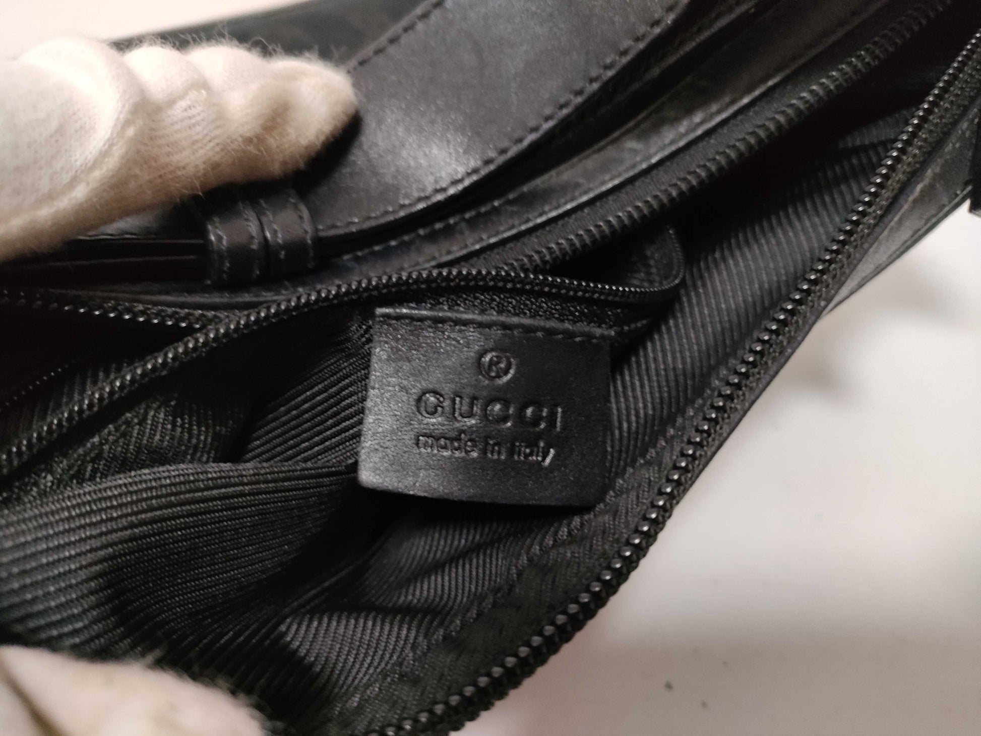 GUCCI GG Canvas Gucci Shoulder Bag