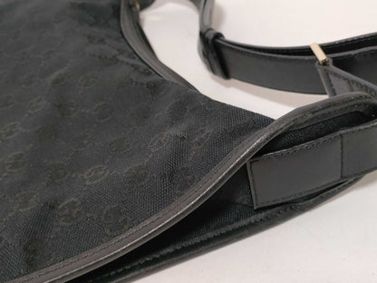 GUCCI GG Canvas Gucci Shoulder Bag