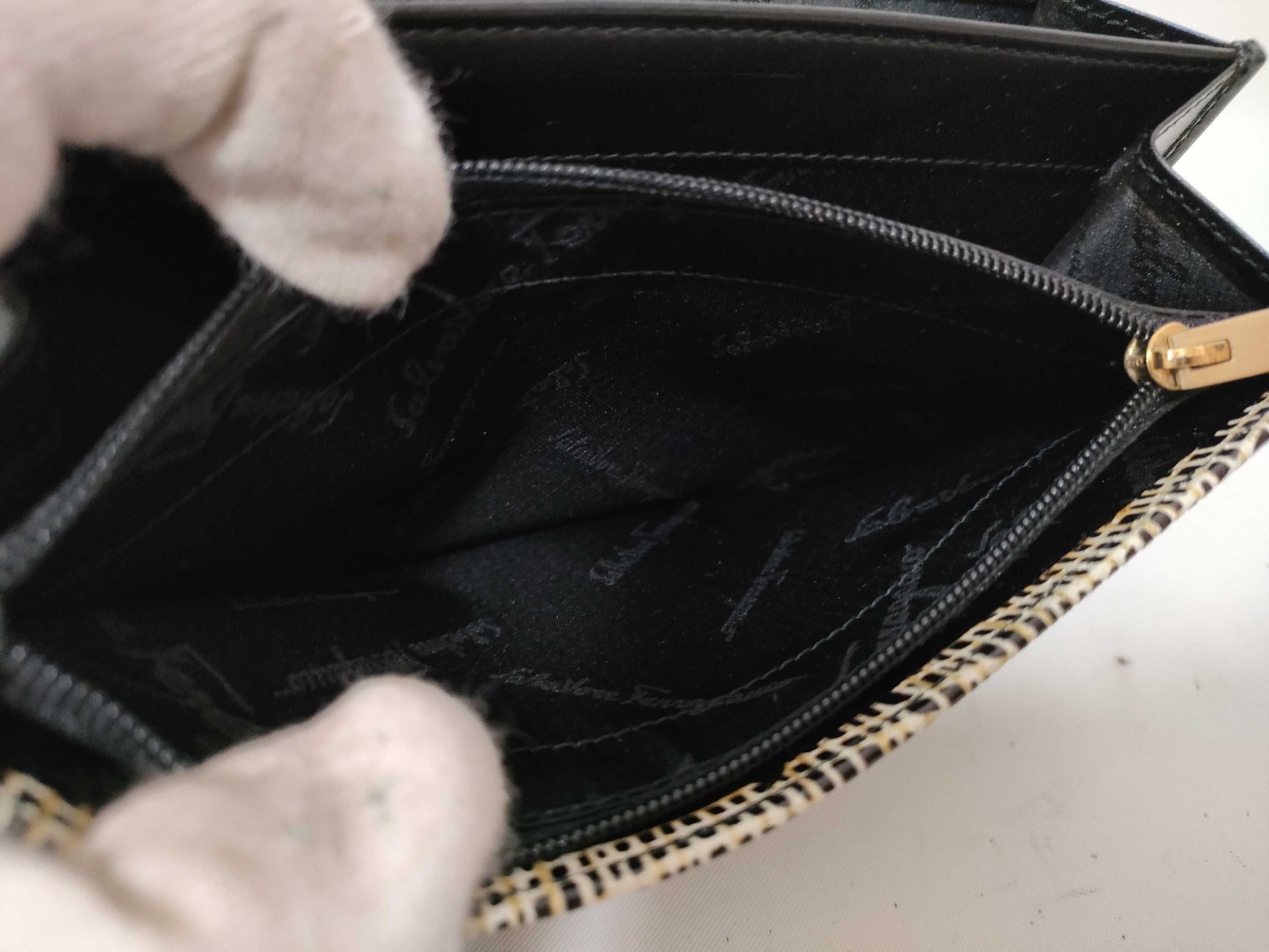 Salvatore Ferragamo wallet bag handbag