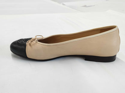 CHANEL Ballet Shoes Size 36 Pumps