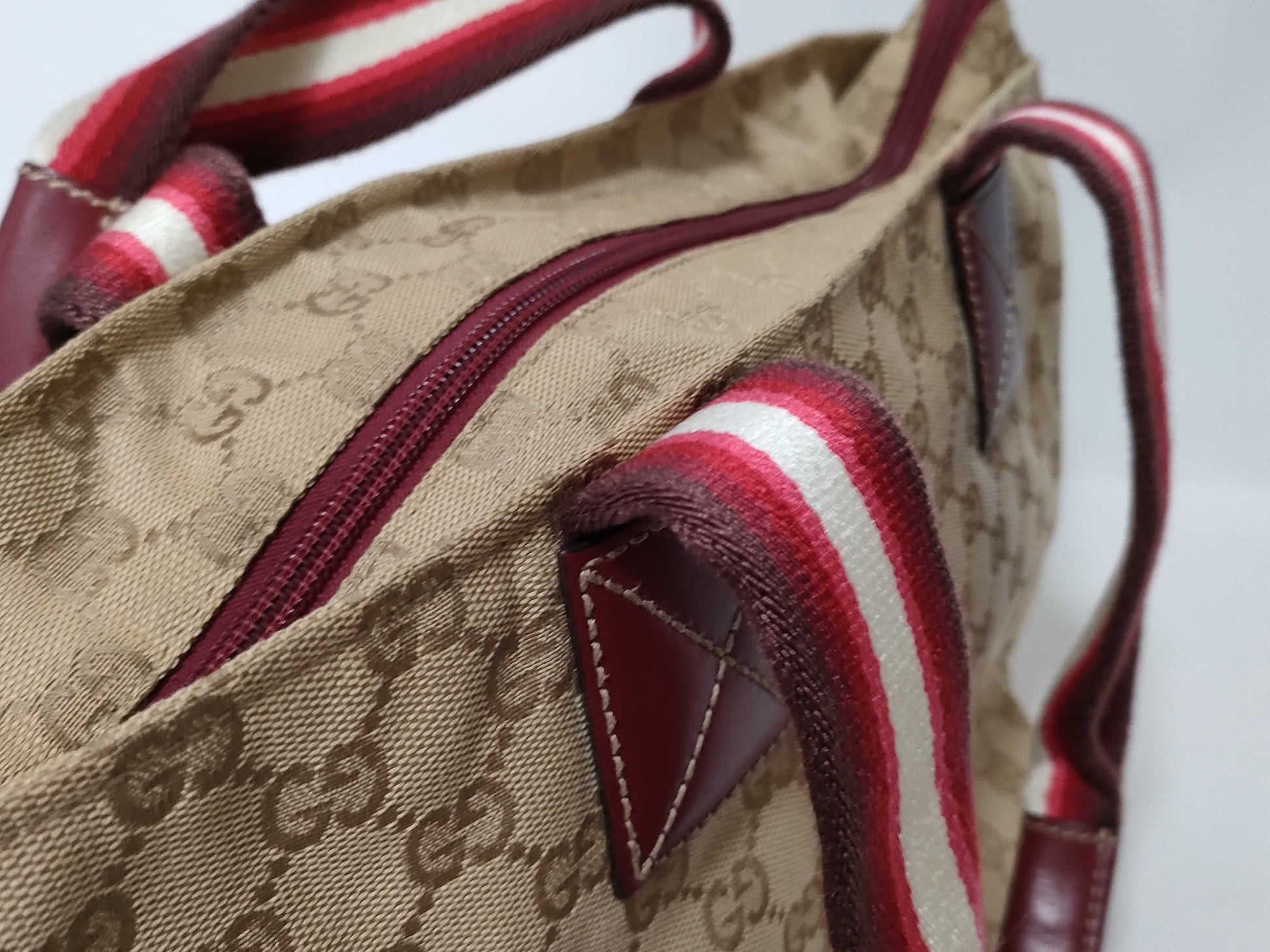 GUCCI GG Canvas Gucci Handbag Sherry Line Handbag