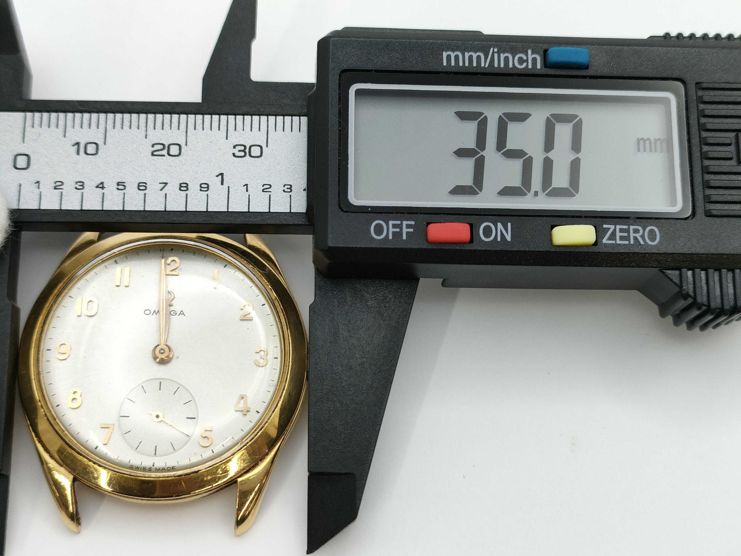 OMEGA Small Second 265 Manual Winding Unmoving 18K Gold Men's Watch