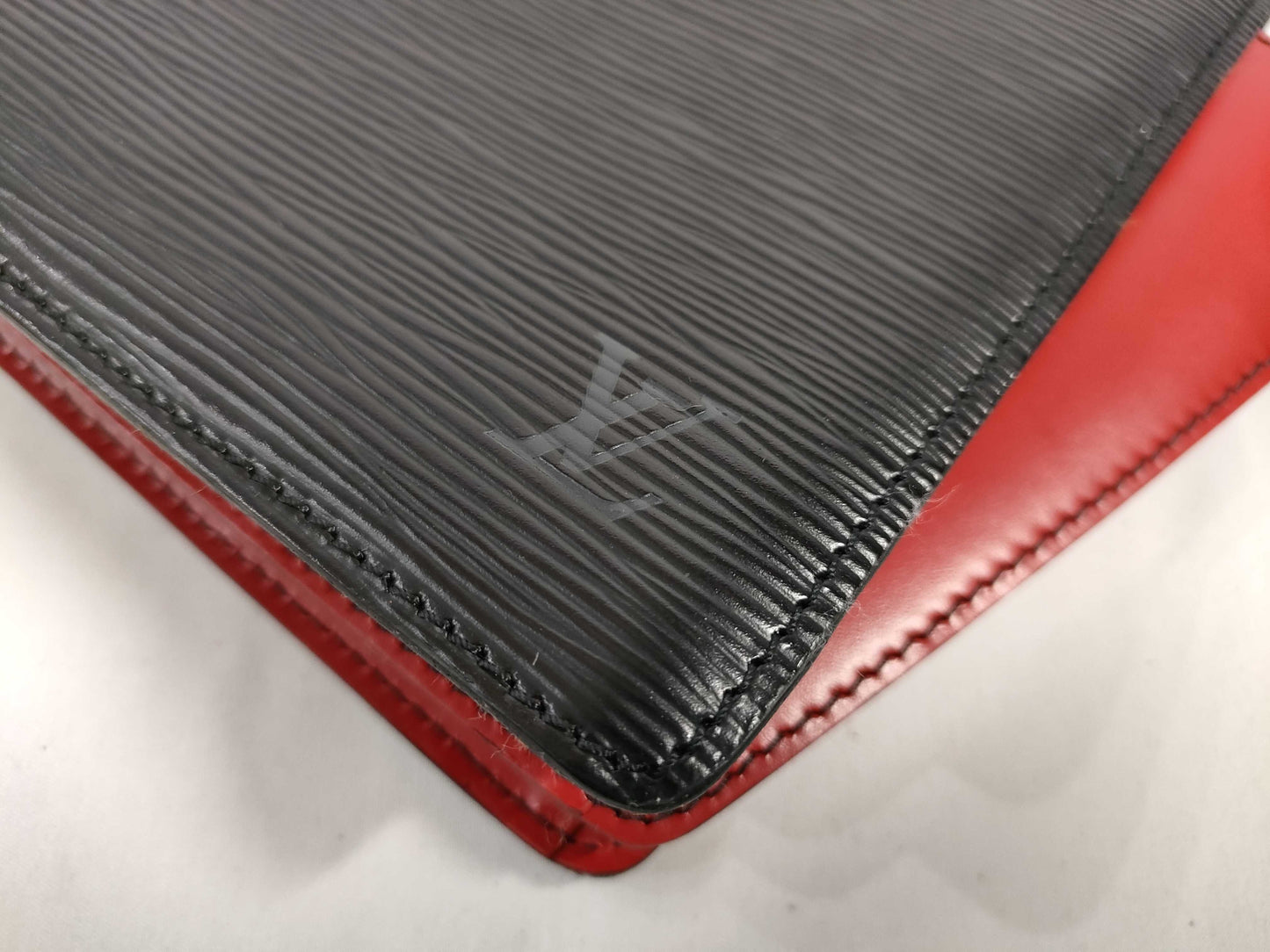 LOUIS VUITTON RFID verification failed VI0922 Epi LV bag handbag