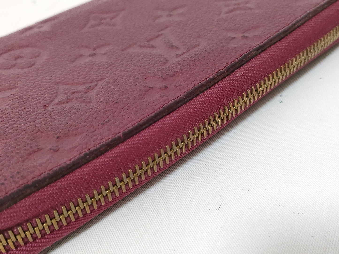 LOUIS VUITTON Monogram Empreinte LV Wallet