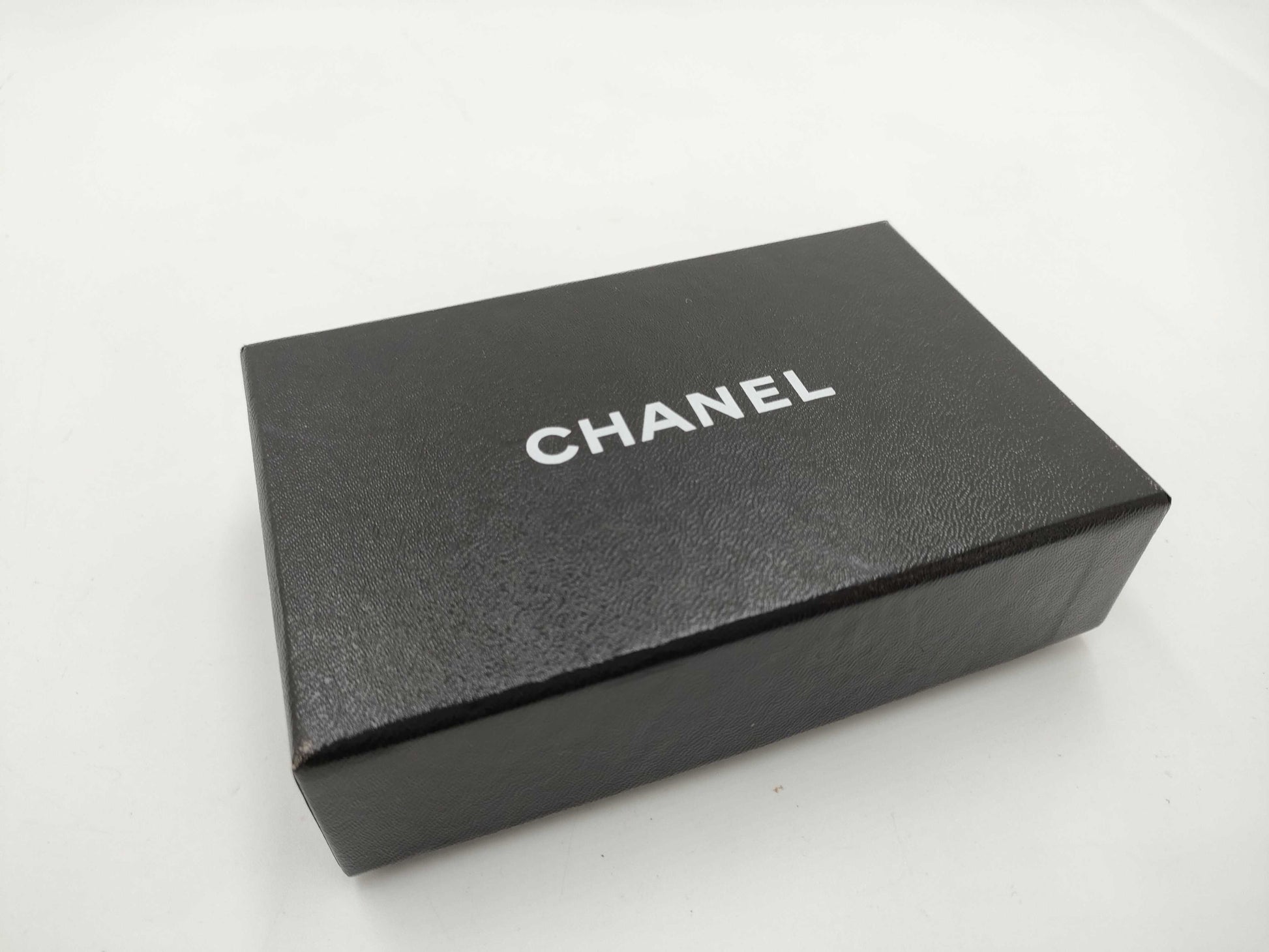 CHANEL Caviar Skin 6-Key Case Key Case/Key Holder