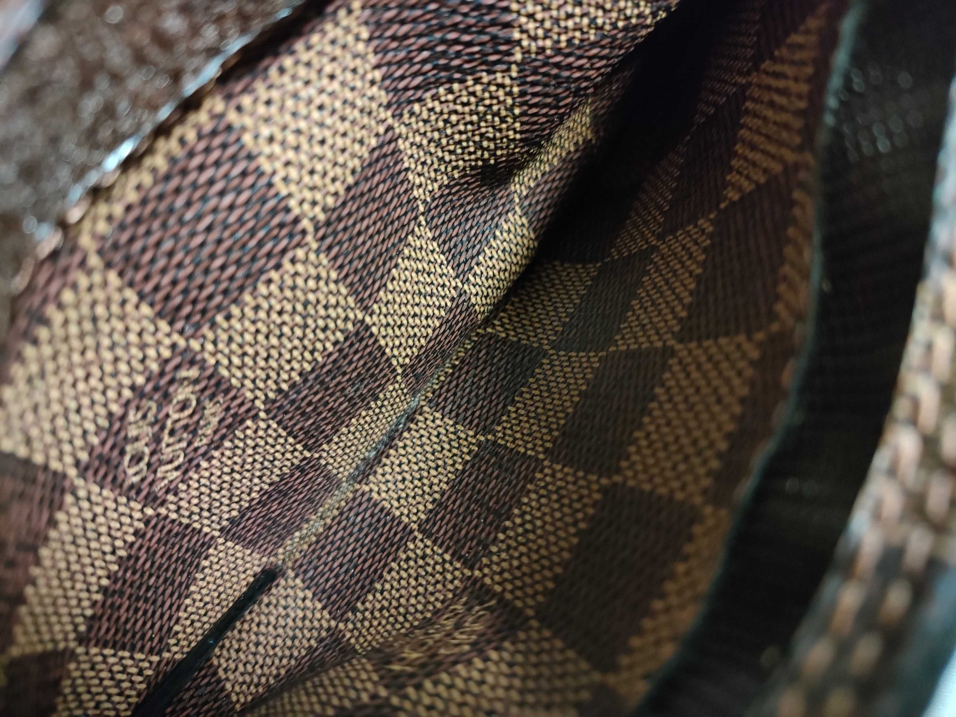 LOUIS VUITTON RFID verification not possible CA0074 Damier Louis Vuitton Damier Damier Geronimos body bag shoulder bag