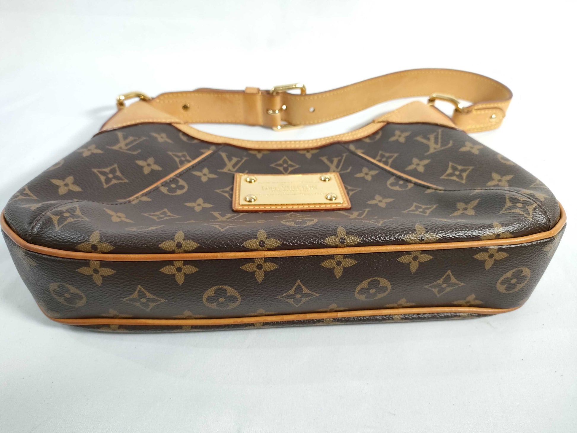 LOUIS VUITTON RFID verification failed MI3171 Monogram Louis Vuitton Monogram M56384 Thames PM Shoulder Bag