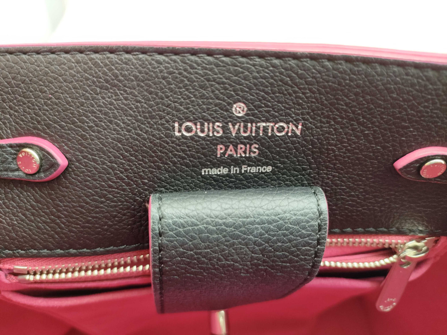 LOUIS VUITTON RFID Verified DU3167 Louis Vuitton LV Logo Lock Me Bucket M54677 DU3167 Black x Pink Shoulder Bag