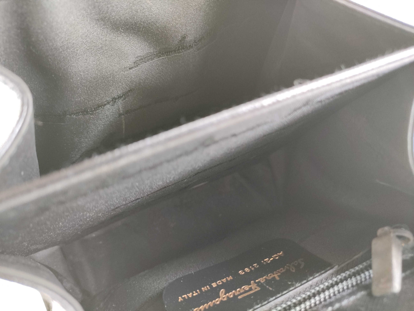 Salvatore Ferragamo Gancini 2-Way Handbag Gancini Handbag