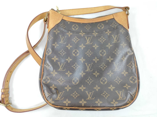 LOUIS VUITTON CA 2058 RFID Unverified Monogram LOUIS VUITTON Odeon PM M56390 Shoulder Bag
