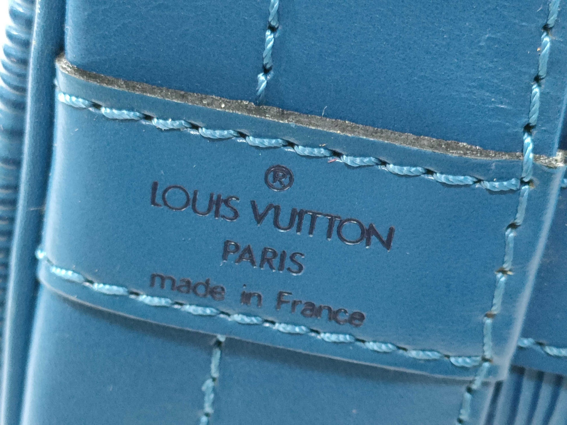 LOUIS VUITTON AR 0964 RFID Unverified Epi Leather LOUIS VUITTON Noe M44005 Shoulder Bag