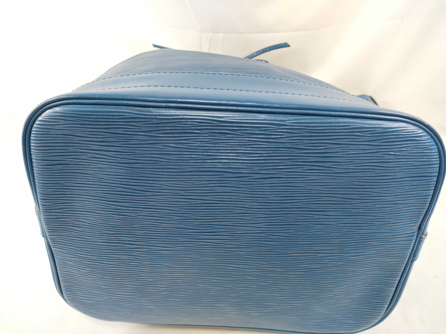 LOUIS VUITTON AR 0964 RFID Unverified Epi Leather LOUIS VUITTON Noe M44005 Shoulder Bag