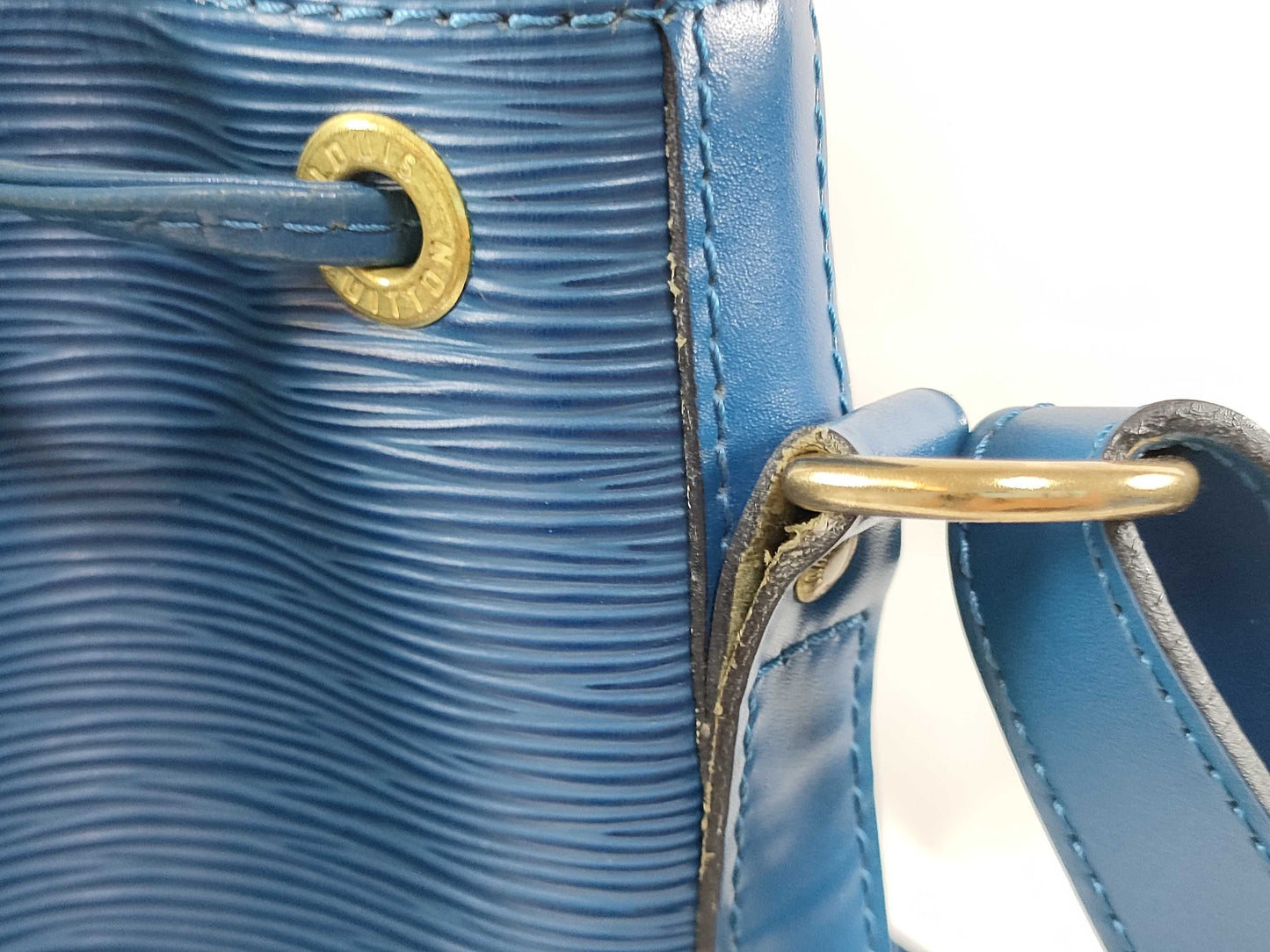 LOUIS VUITTON AR 0964 RFID Unverified Epi Leather LOUIS VUITTON Noe M44005 Shoulder Bag