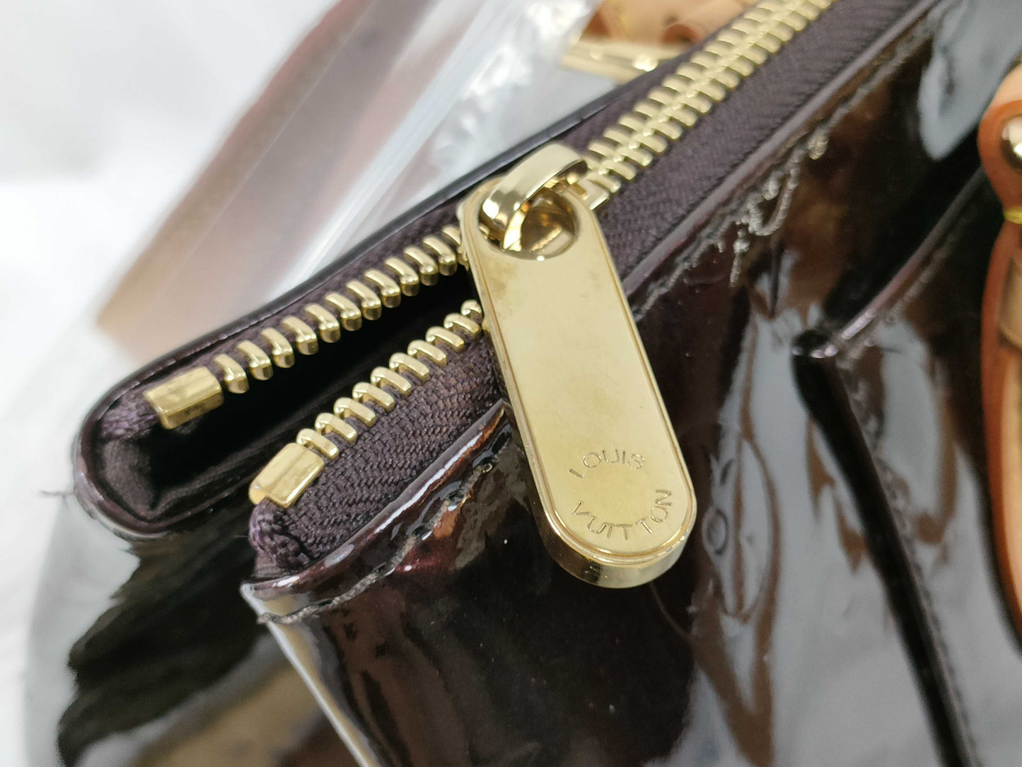 LOUIS VUITTON FL 2027 RFID Unverified Vernis LOUIS VUITTON Rosewood Avenue M93510 Tote Bag