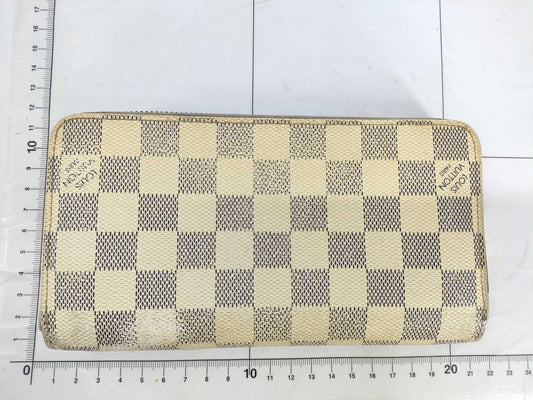 LOUIS VUITTON Louis Vuitton Damier Azur Zippy Wallet