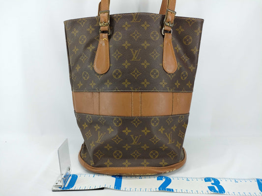 LOUIS VUITTON Monogram Louis Vuitton Monogram USA Bucket Tote Bag