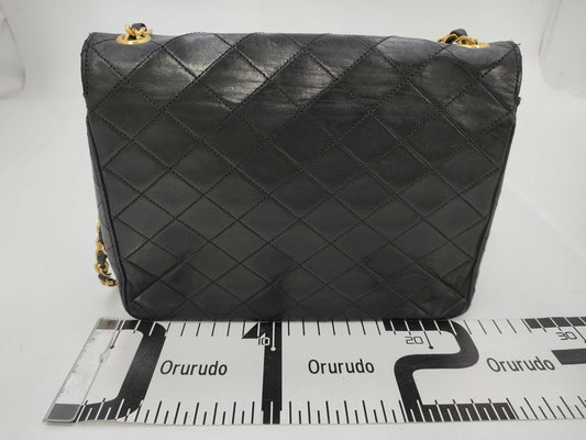 CHANEL Matelasse Flap Chain Shoulder Bag