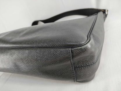 LOUIS VUITTON ID - Louis Vuitton Taiga Lama Roman MM M32624 PL4157 Shoulder Bag