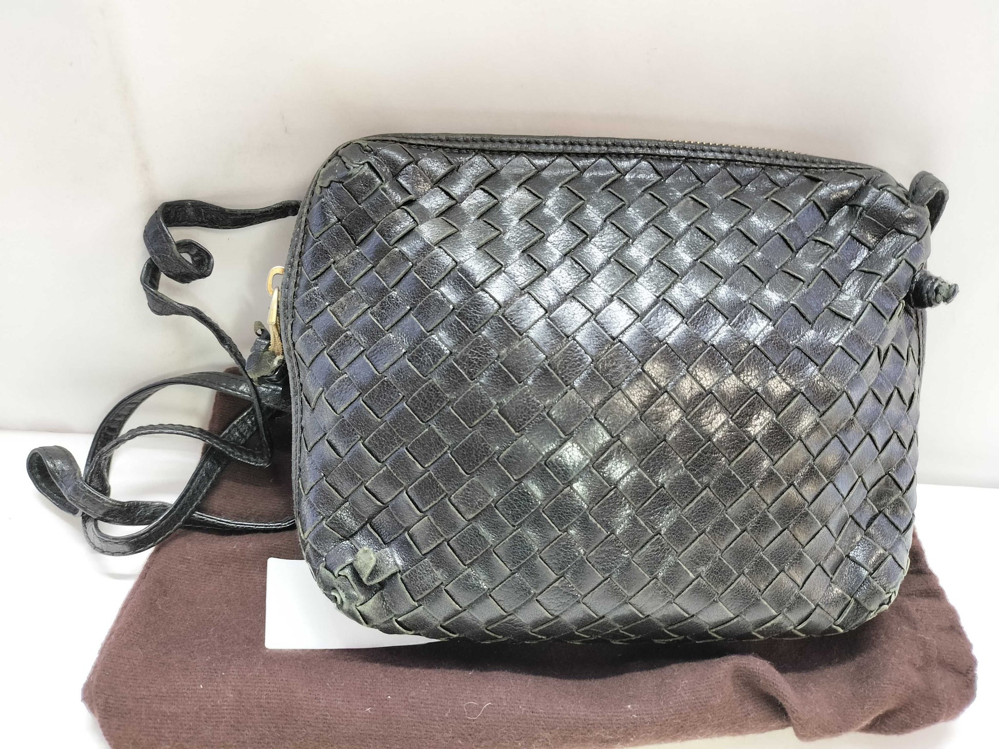 BOTTEGA VENETA Intrecciato BOTTEGA VENETA NODINI Intrecciato Shoulder Bag Black