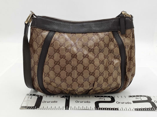 GUCCI GG Supreme Shoulder Bag