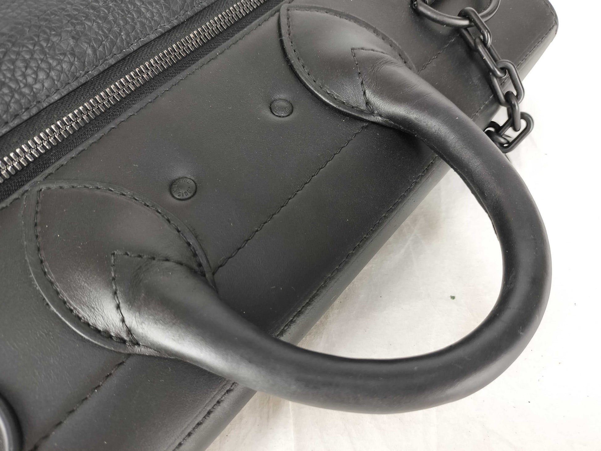 LOUIS VUITTON Louis Vuitton Monogram Message Shoulder Bag