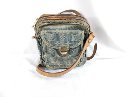 LOUIS VUITTON Denim Back LV Shoulder Bag