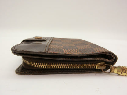 LOUIS VUITTON Damier Compact Zip Wallet