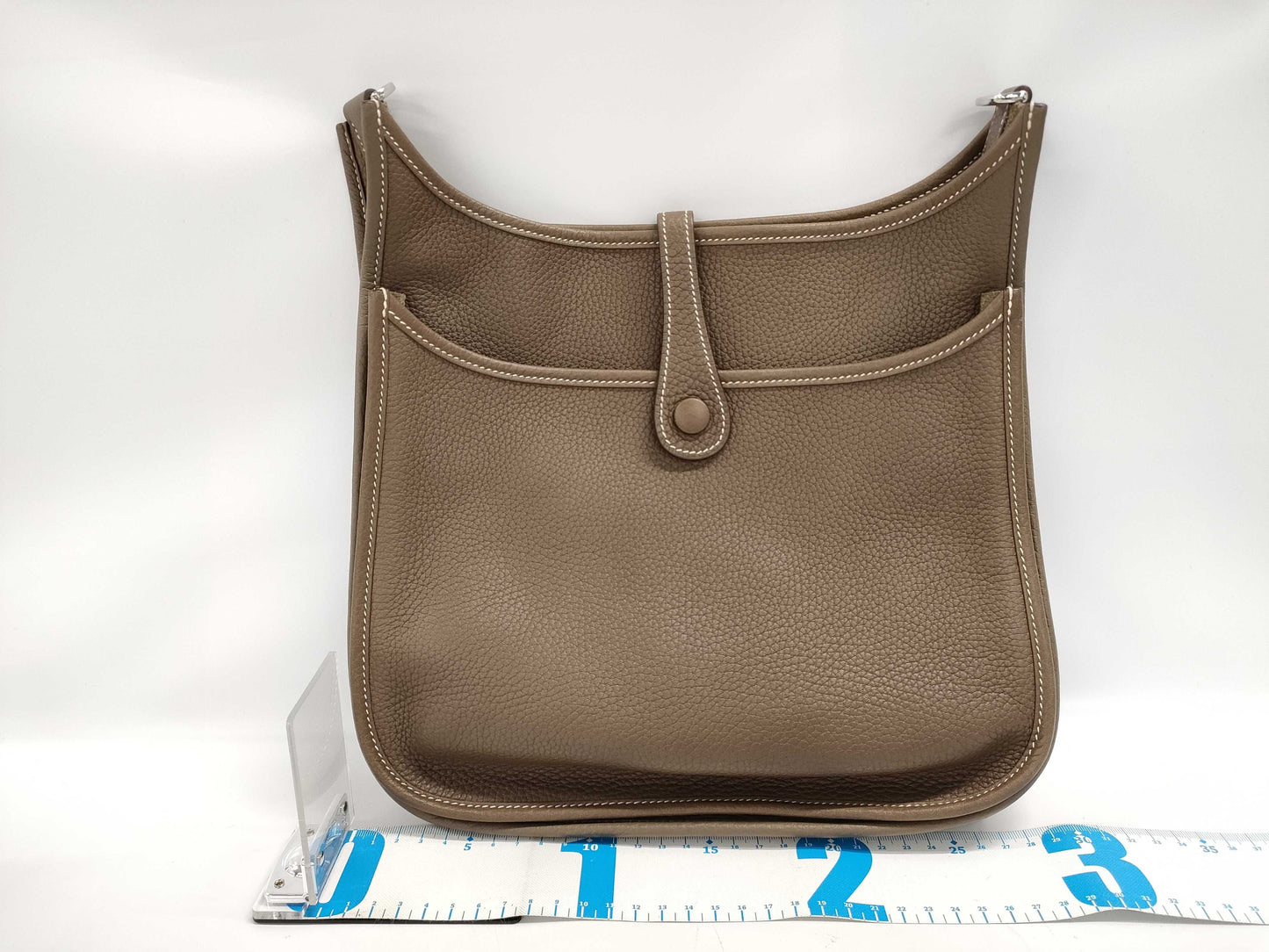 HERMES Evelyn 3PM Taurillon Clemence Etoupe Stainless Steel Y Stamp Shoulder Bag