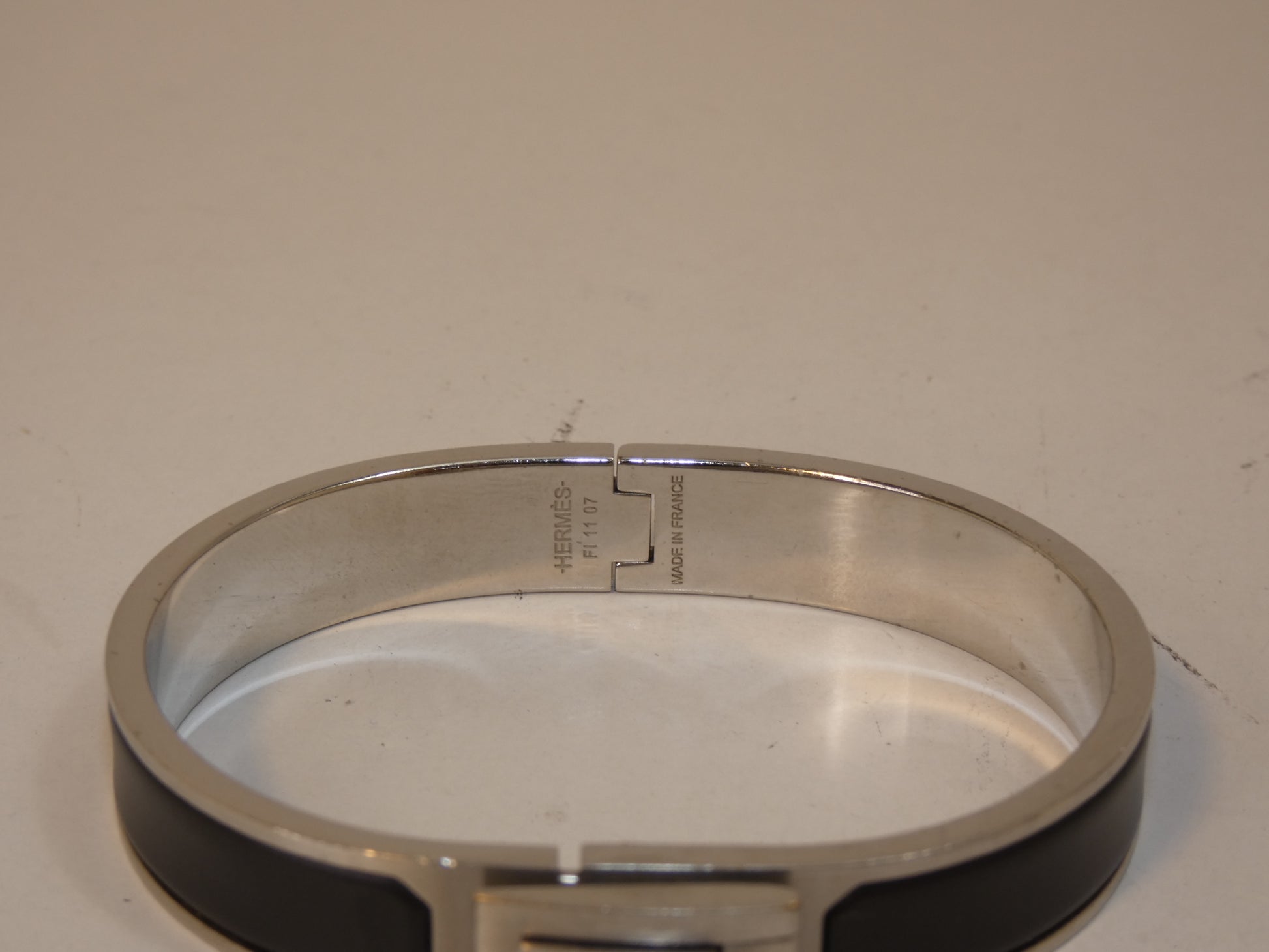 HERMES Logo Jet Bracelet Bangle