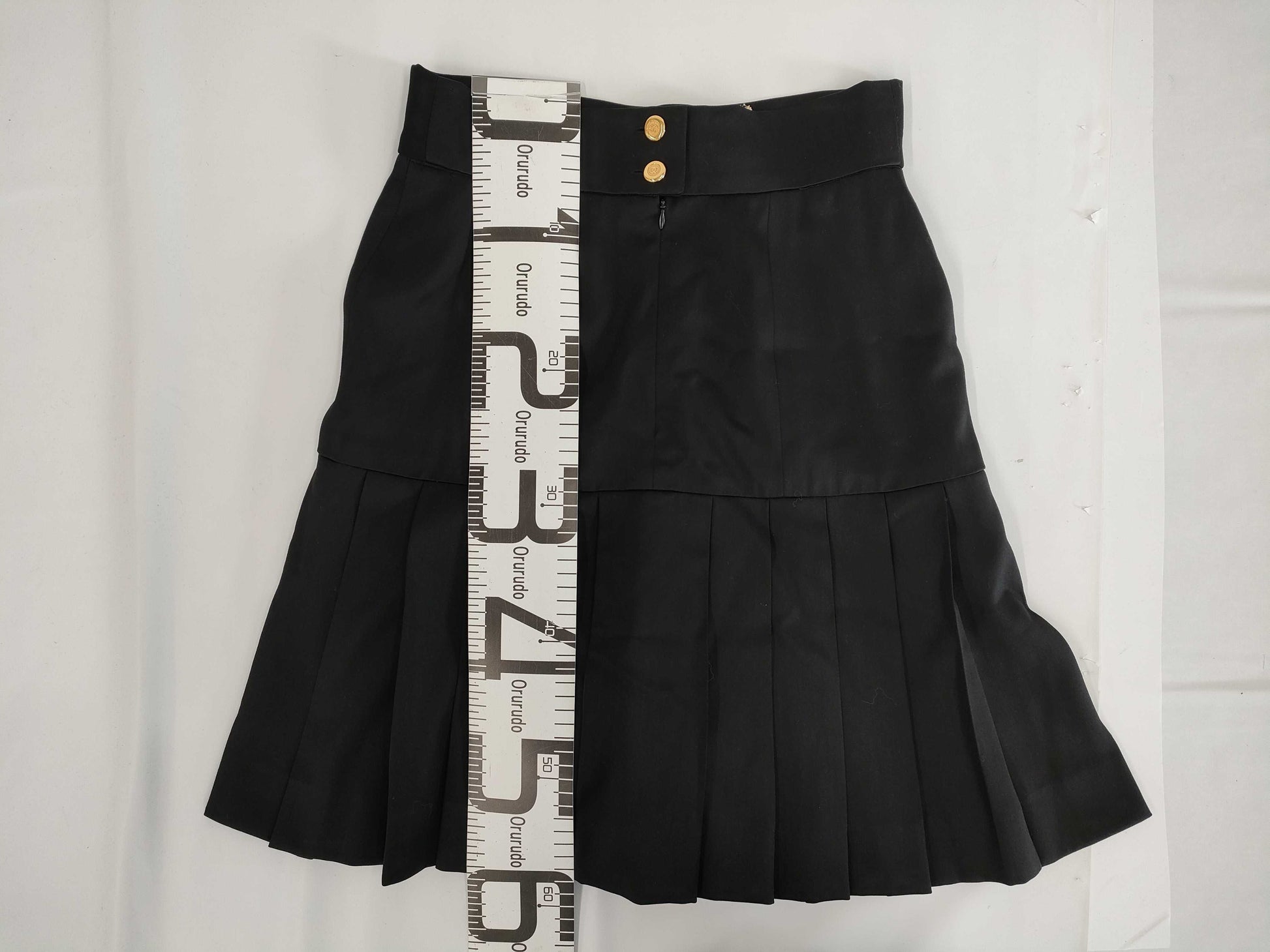 CHANEL Coco Button Pleated Skirt, Size 40