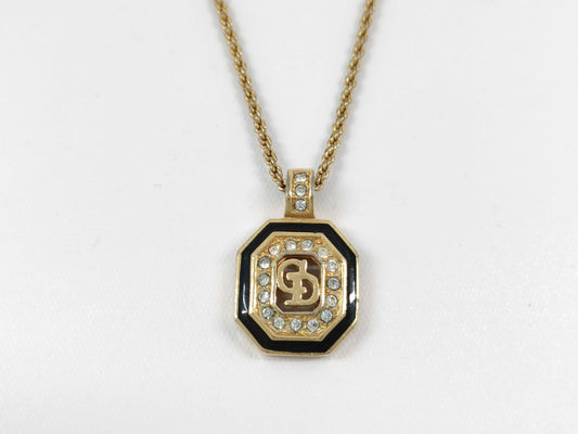 Dior necklace
