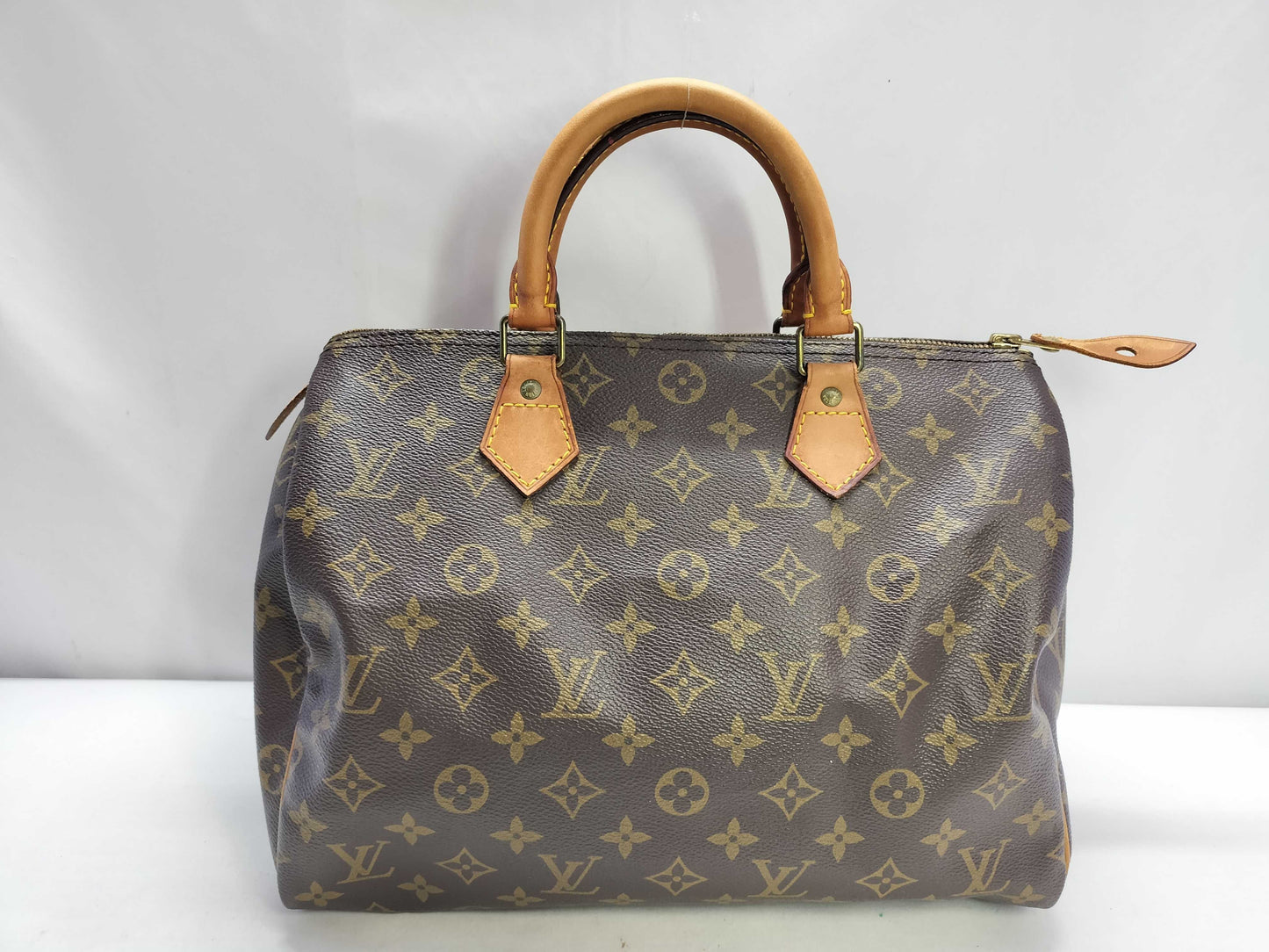 LOUIS VUITTON Louis Vuitton Speedy 30 Handbag