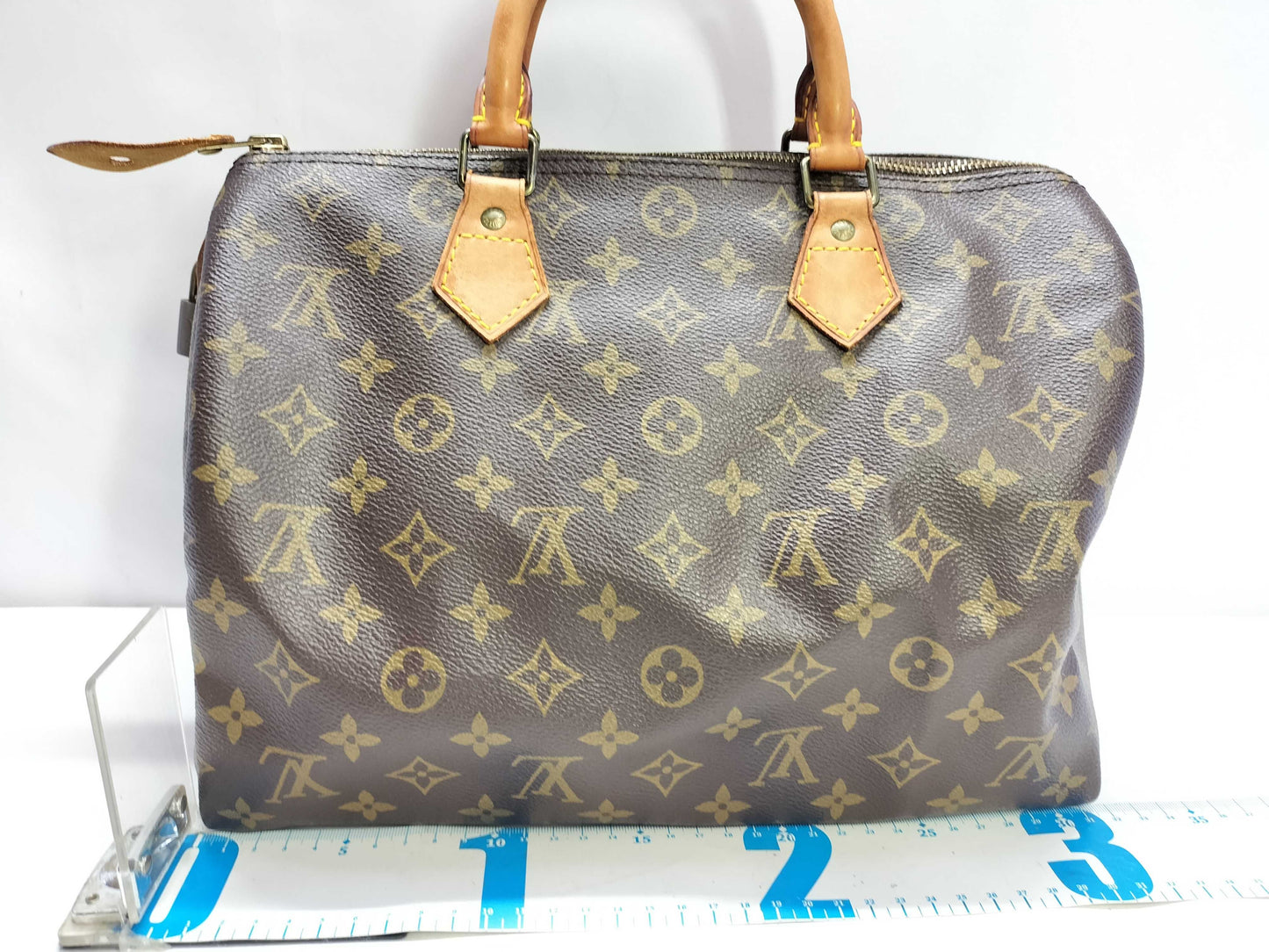 LOUIS VUITTON Louis Vuitton Speedy 30 Handbag